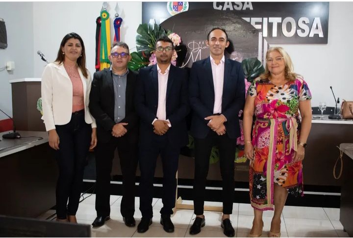 SESSÃO SOLENE ALUSIVA AO DIA INTERNACIONAL DA MULHER